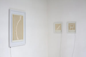 Stéfane Perraud, 11.03.2011-Côte Est de Honshu-Magnitude, 2012, or, papier, les, 9 100 x 85 cm. ©Stéfane Perraud