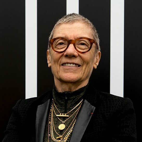 112a56fedd-Tania-Mouraud-en-2018-web--circle-362d54c136d3d0c2251b0566b4d5d74d-601438a8a5b2e