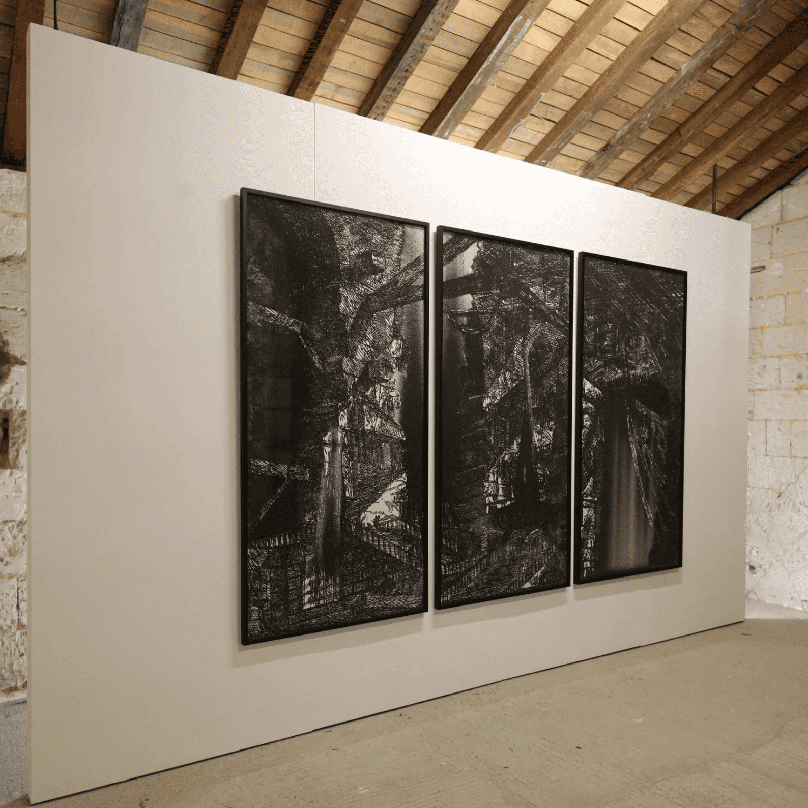 Vue de l'exposition de Nicolas Daubanes à l'Abbaye Royale de Fontevraud