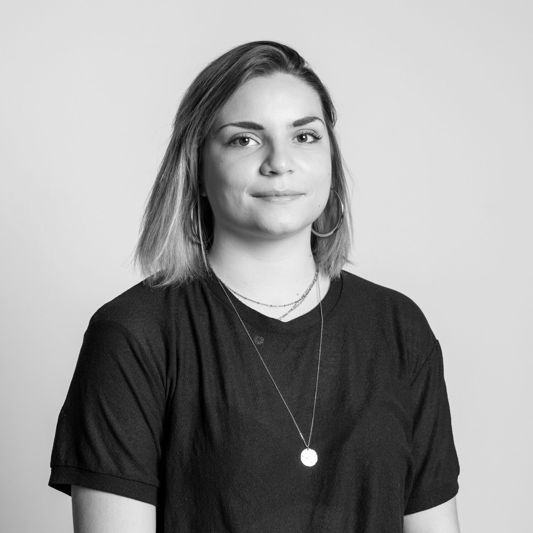 Marie-Ines_Tirard_portrait_site_web_NB